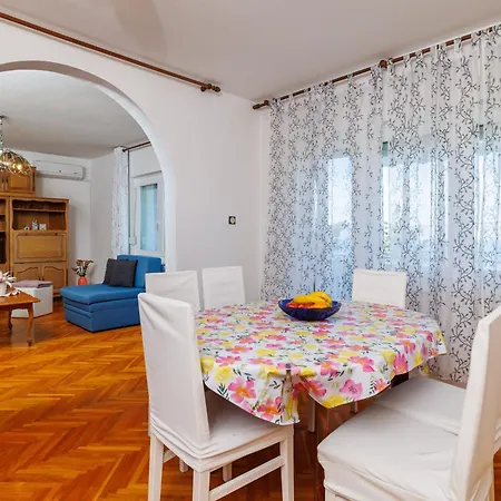 Antonija Appartement *